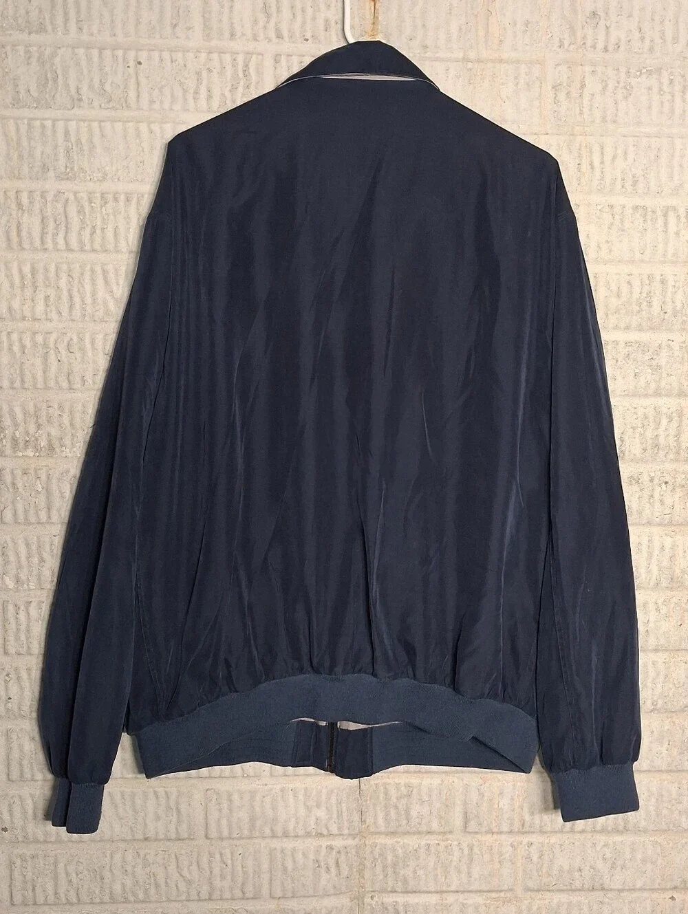 Weatherproof Men’s Dark Navy Bomber Jacket In A Size XL. Great Condition